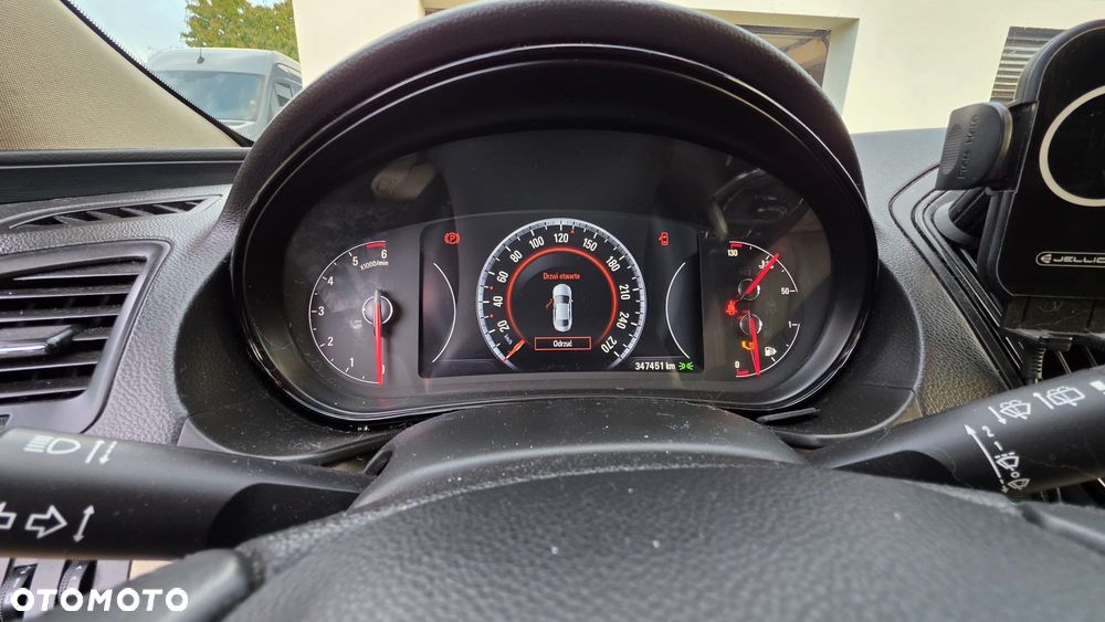 Opel Insignia - 6