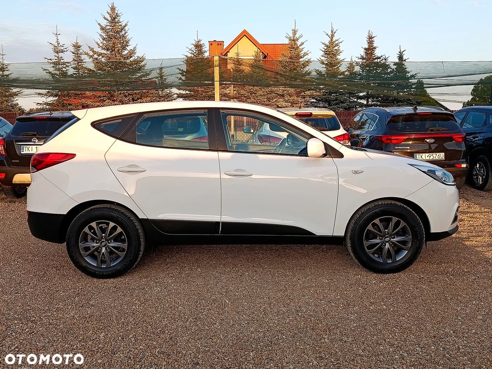 Hyundai ix35 blue 1.6 2WD Finale Silver - 30