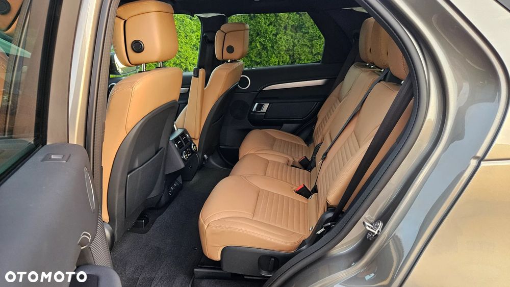 Land Rover Discovery 3.0 D350 mHEV Dynamic HSE - 17