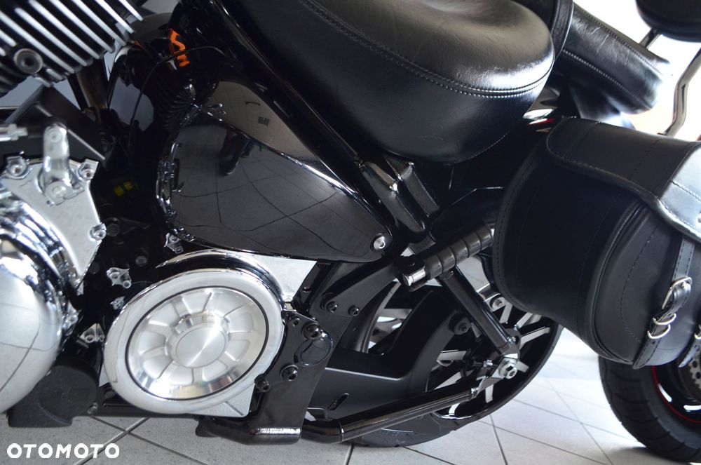 Yamaha Road Star - 32