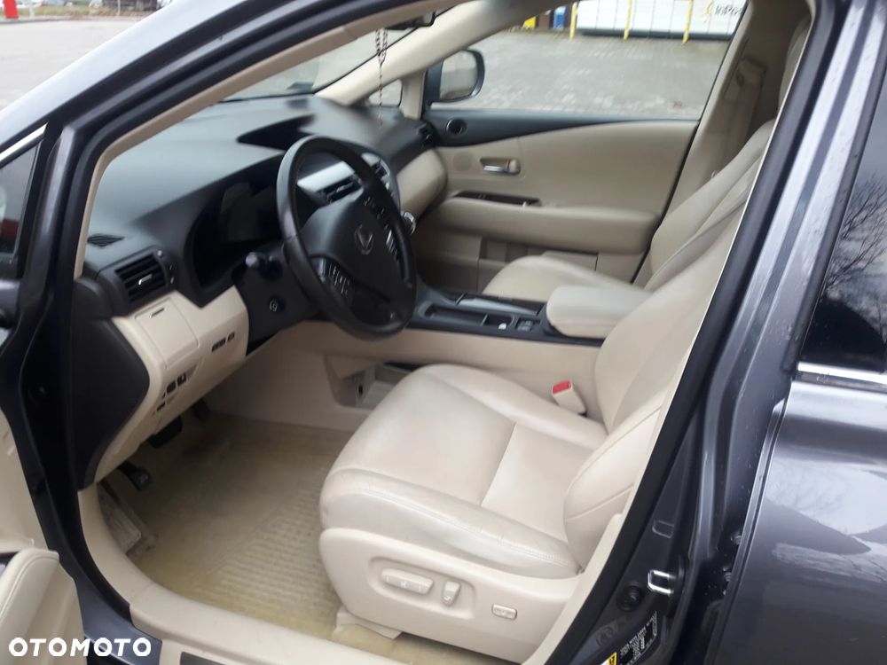 Lexus RX - 7