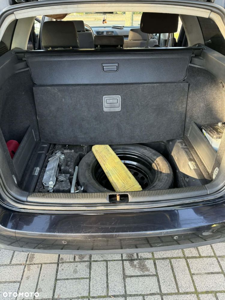 Volkswagen Passat - 9