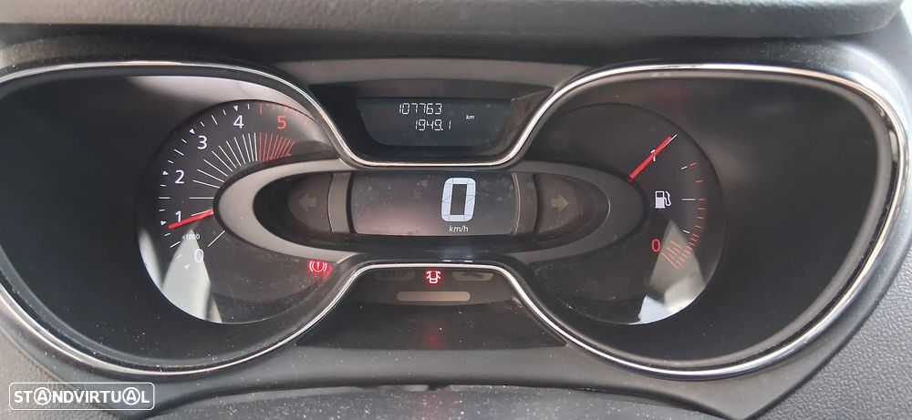 Renault Captur - 21