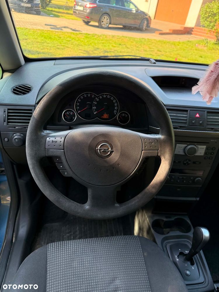 Opel Meriva - 11
