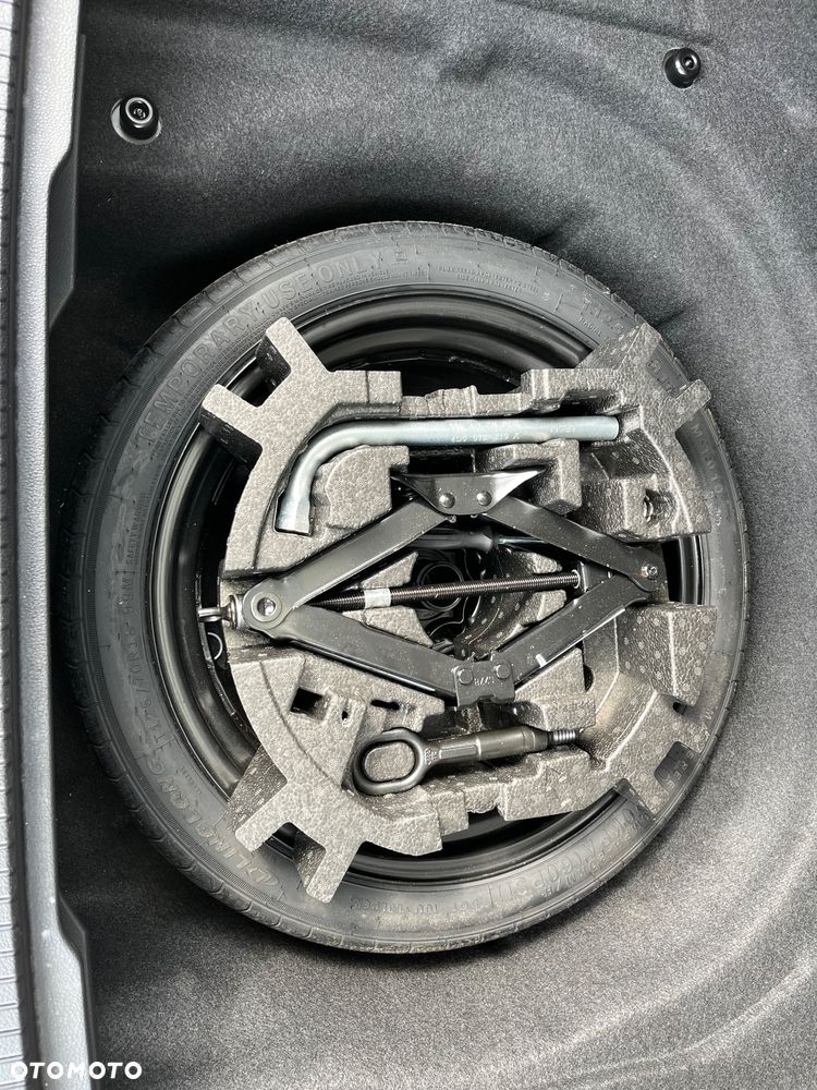 Volkswagen Passat 2.0 TDI EVO Business - 14