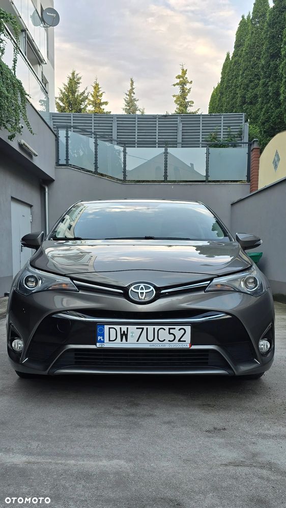 Toyota Avensis 1.8 Premium MS - 5