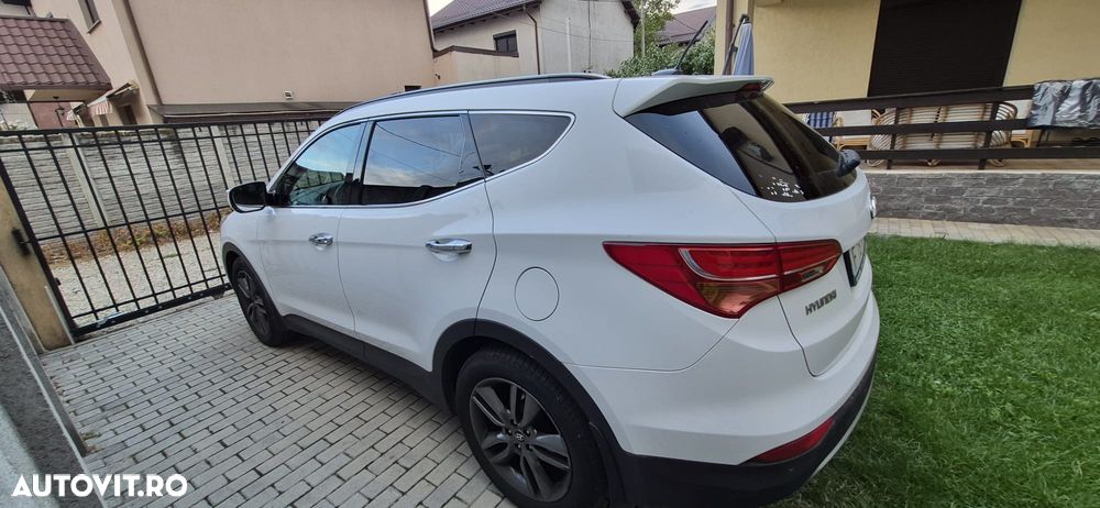 Hyundai Santa Fe 2014 photo 2