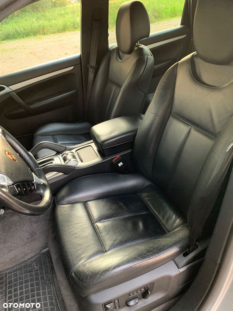 Porsche Cayenne - 11