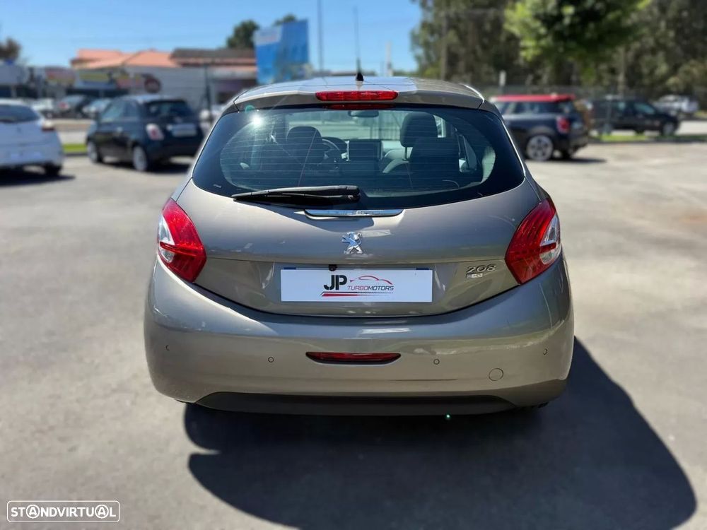 Peugeot 208 1.6 e-HDi Allure 2-Tronic - 7