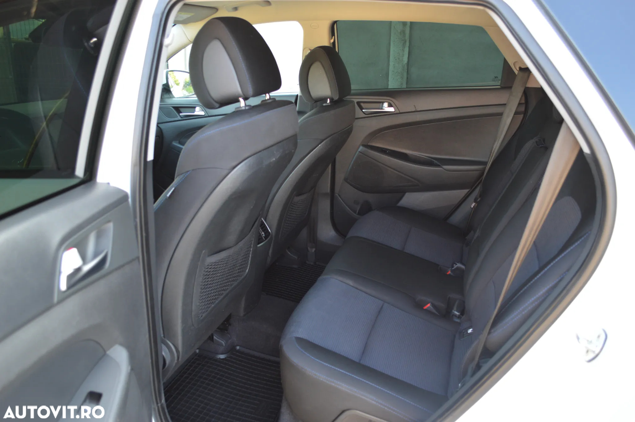 Hyundai Tucson blue 1.7 CRDi 2WD DCT Passion - 8