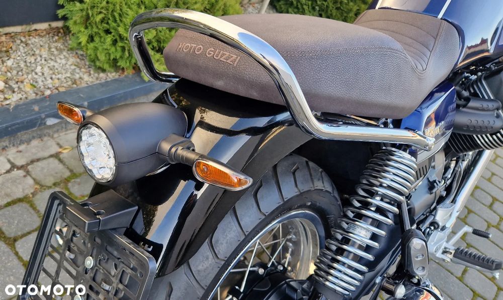 Moto Guzzi V7 - 20