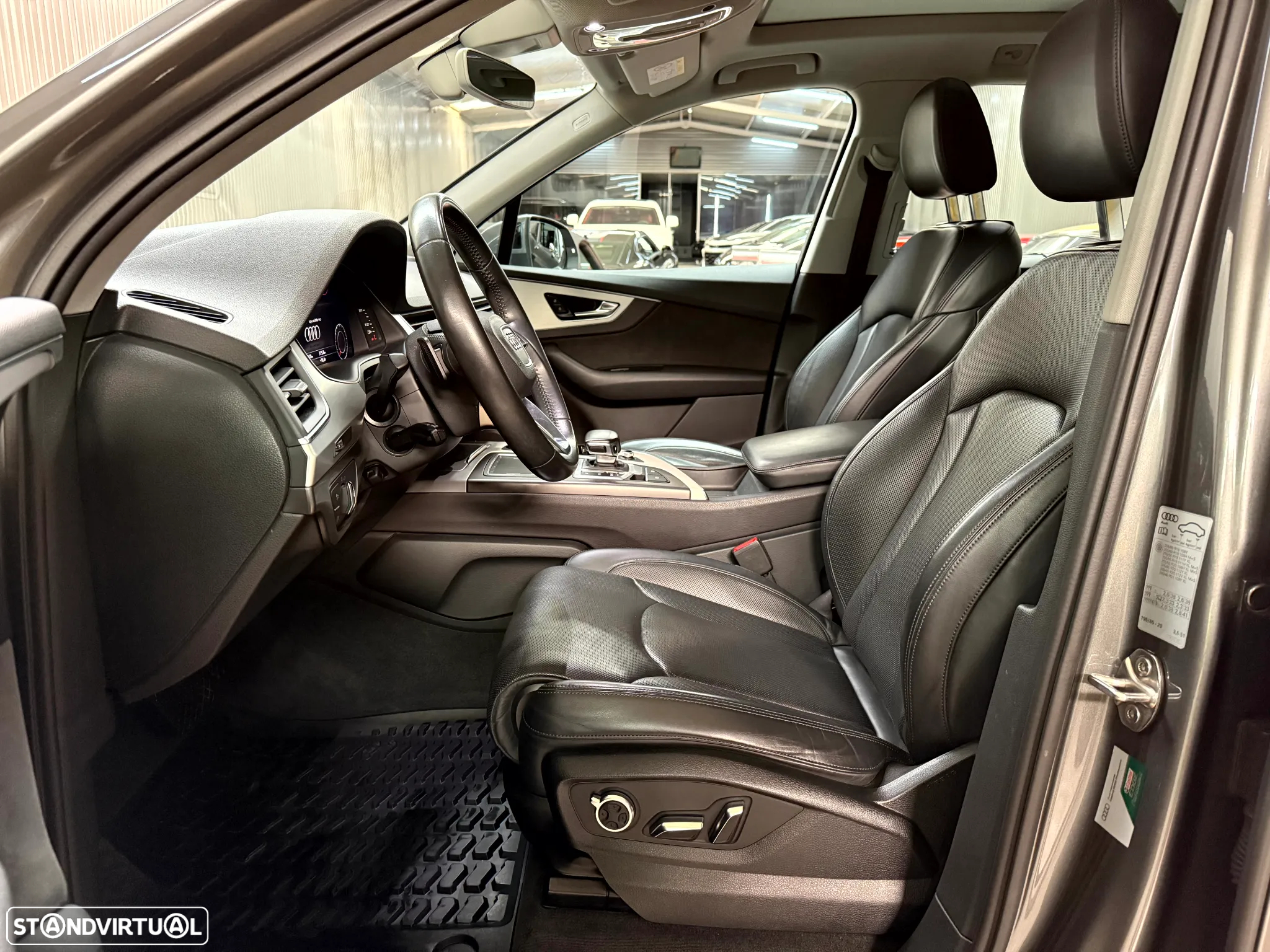 Audi Q7 3.0 TDI quattro S-line Tiptronic 7L - 19