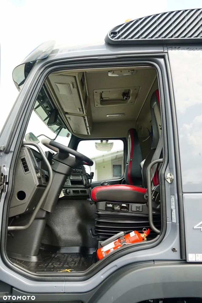 Volvo FMX 430 / SKRZYNIOWY- 7,15 M / HDS HYVA HC-183 / ROTATOR / WIDŁY DO PALET / PILOT - 28