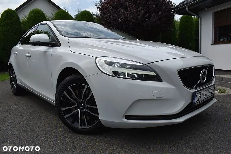 Volvo V40 T2 Geartronic Summum - 1