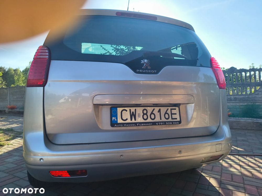 Peugeot 5008 HDI 115 Business-Line - 4