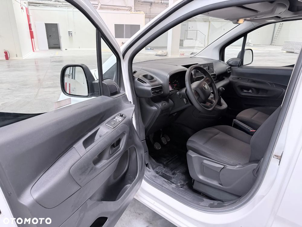 Toyota Proace City - 11