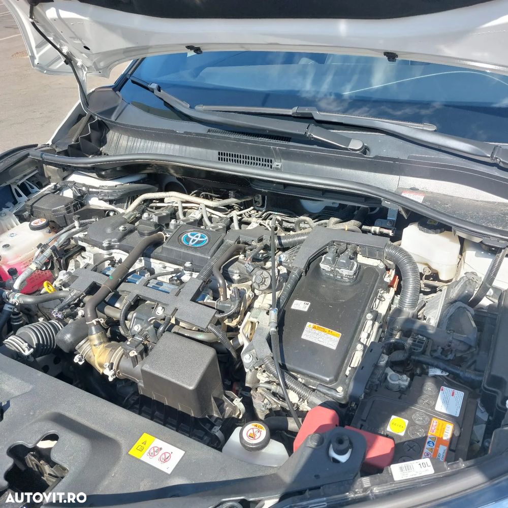 Toyota C-HR - 4