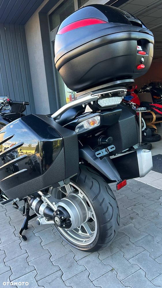 Kawasaki GTR - 6