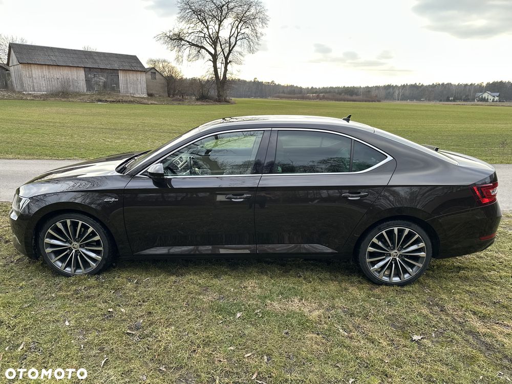 Skoda Superb 2.0 TDI 4x4 L&K DSG - 8