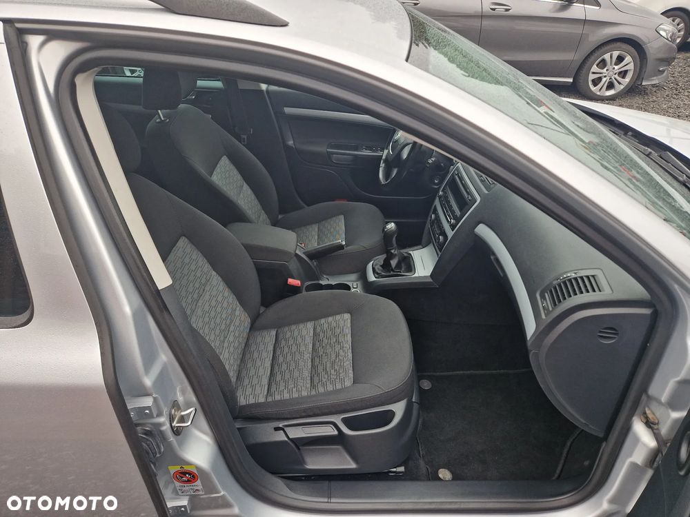 Skoda Octavia - 35