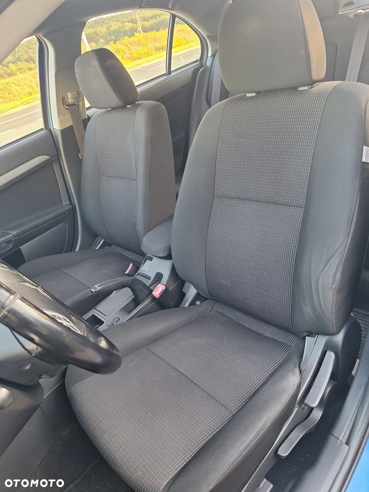 Mitsubishi Lancer 1.8 Invite - 20