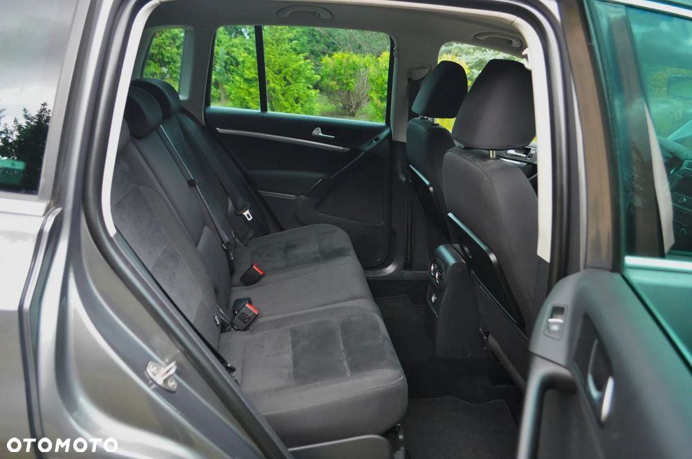 Volkswagen Tiguan 2.0 TDI DPF 4Motion BlueMotion Technology DSG Exclusive - 29