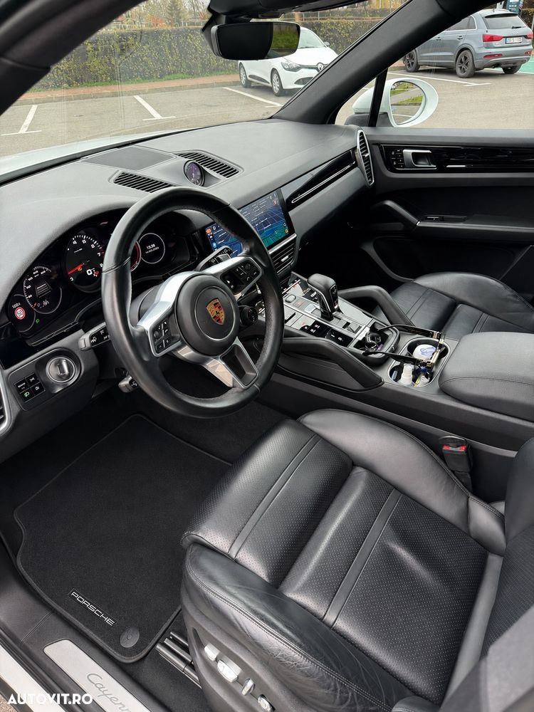 PORSCHE Cayenne 2019 — imagine 30
