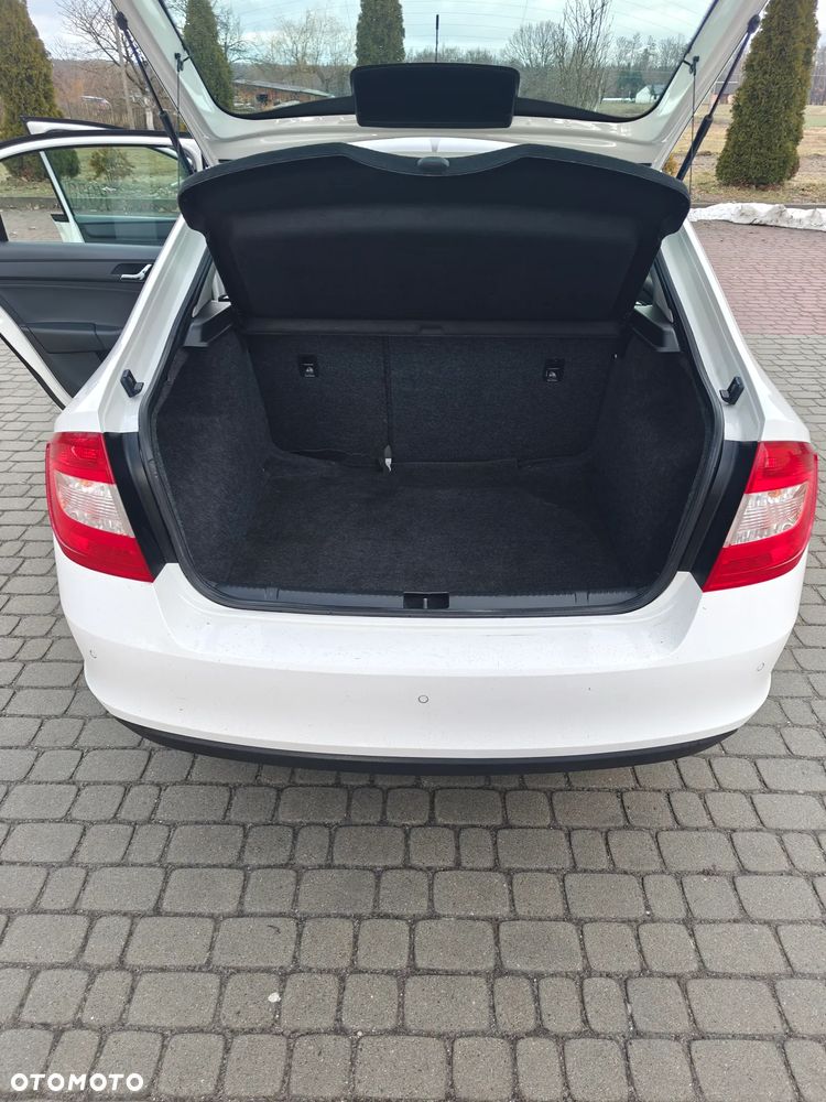 Skoda RAPID 1.6 TDI DPF Ambition - 13