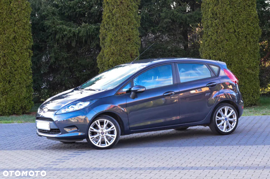 Ford Fiesta 1.25 Ambiente - 2