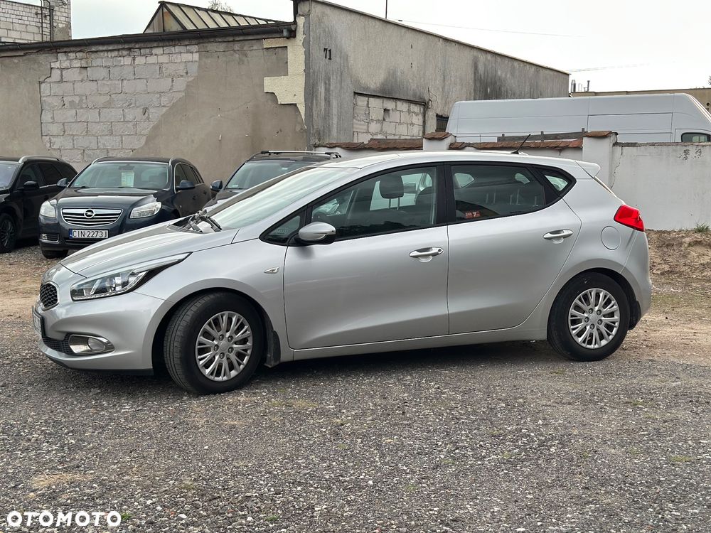 Kia Ceed - 6