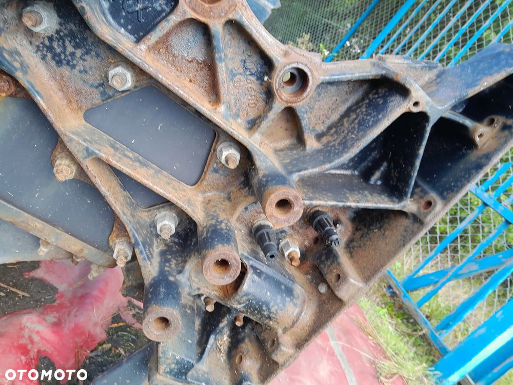 RENAULT PREMIUM GAMA T LAWA -BELKA POD ILNI DRAZEK STABILKIZACJNY PRZOD -UCHWYT WIESZAK RESORA - 5
