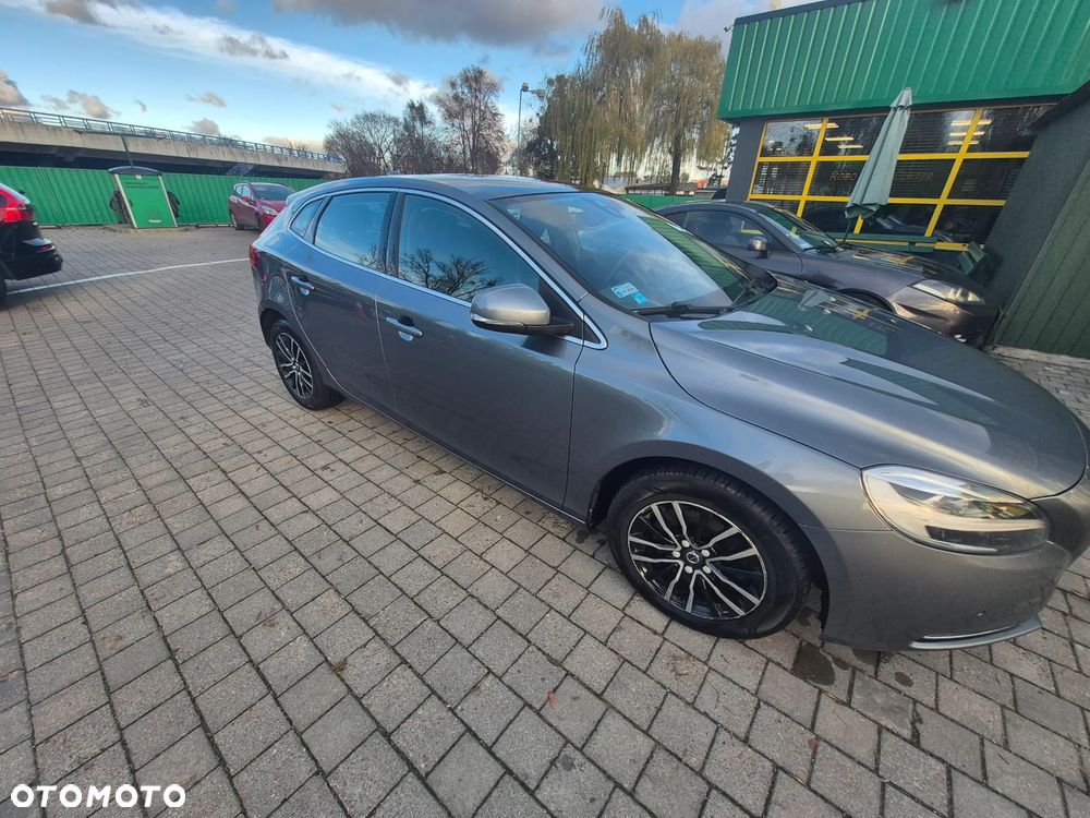Volvo V40 D3 Inscription - 2