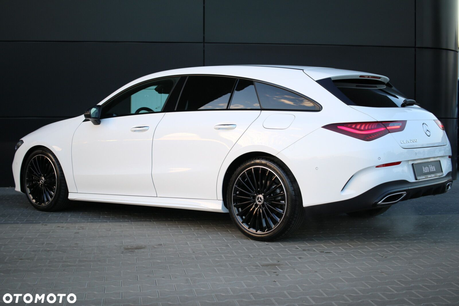 Mercedes-Benz CLA - 8
