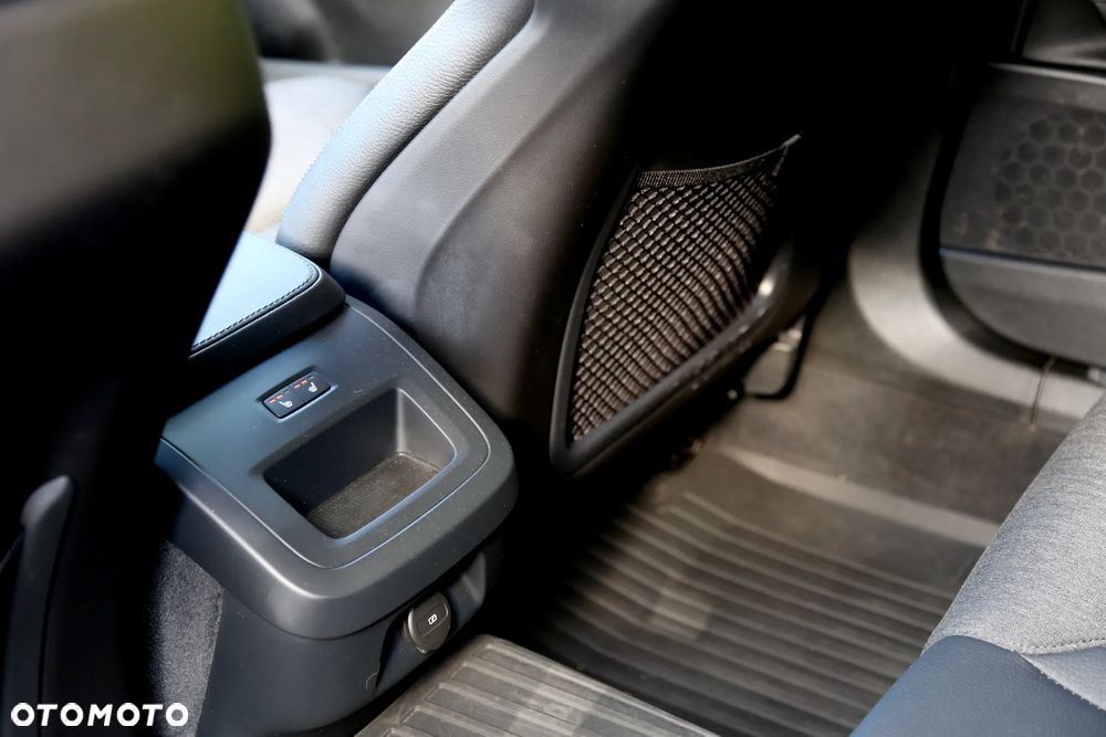 Volvo V90 Cross Country B4 D AWD Plus - 22