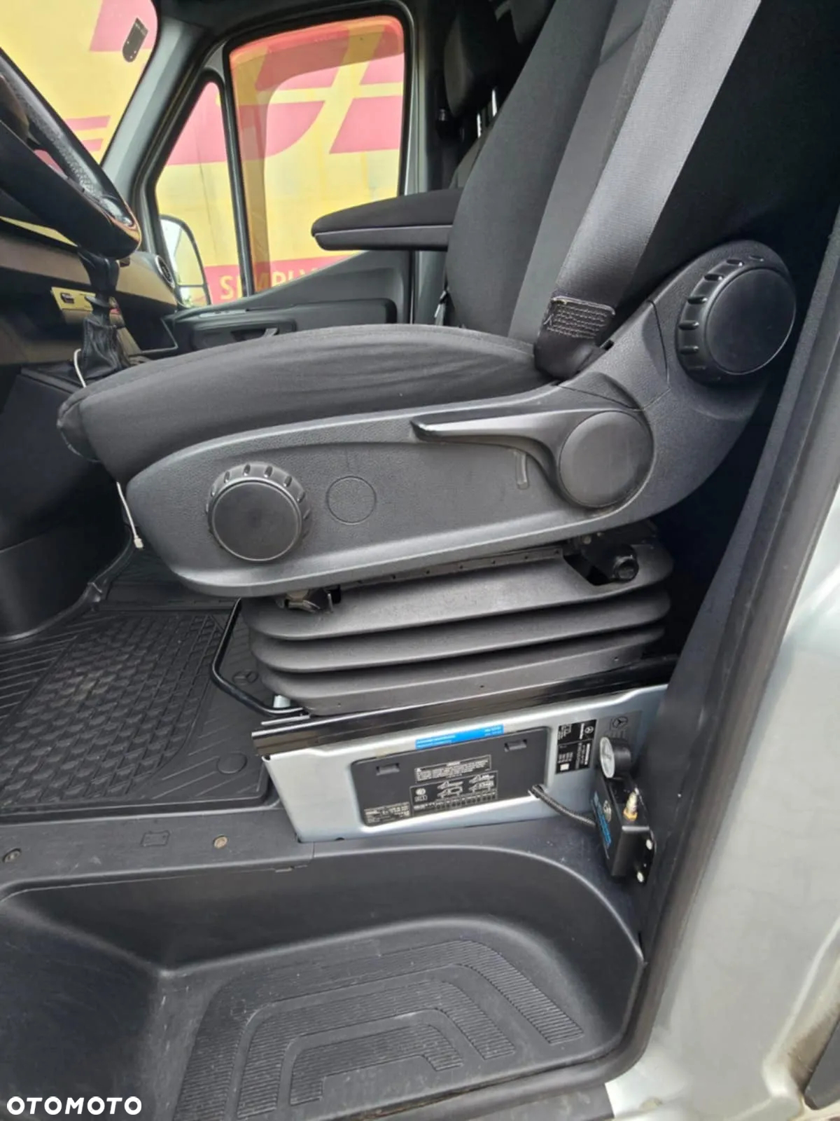 Mercedes-Benz Sprinter - 7