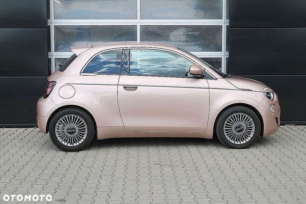 Fiat 500e - 16