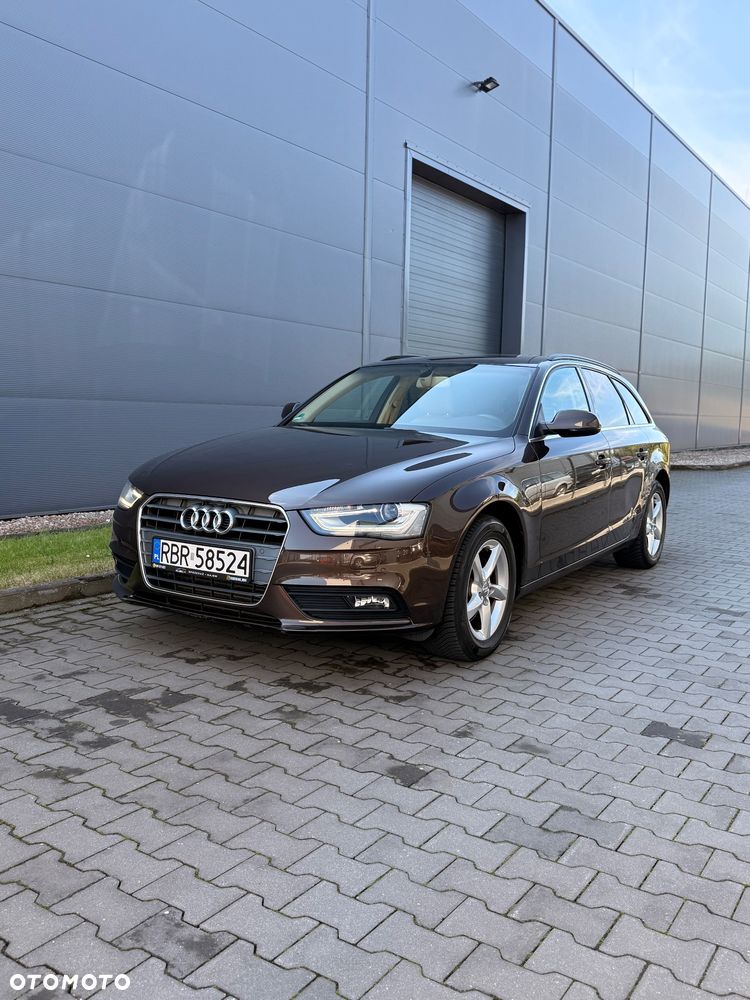 Audi A4 Avant - 13