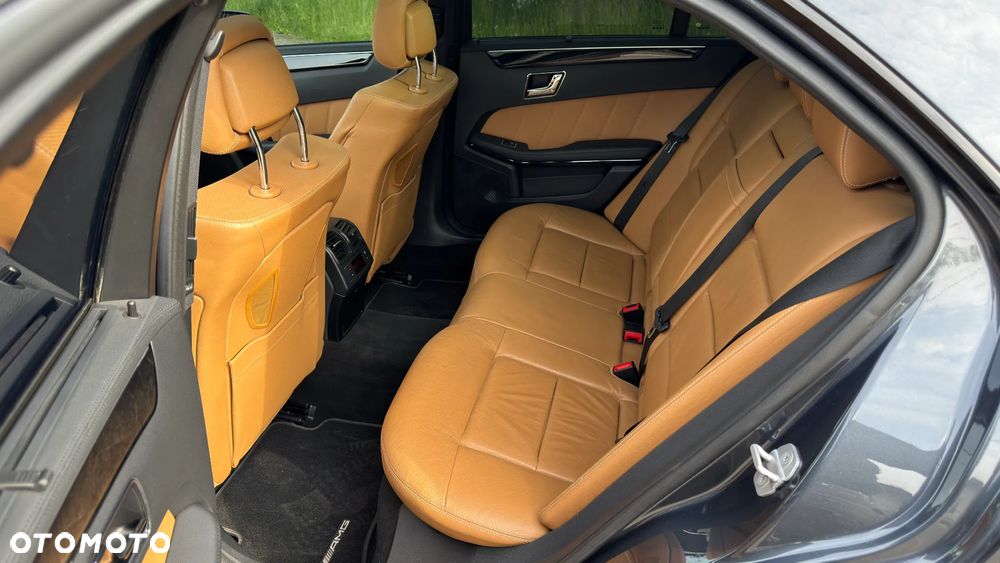 Mercedes-Benz Klasa E 350 CDI 4-Matic BlueEff Avantgarde - 23