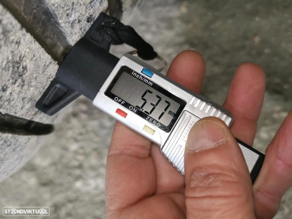 Volvo XC 90 2.0 D4 R-Design - 18