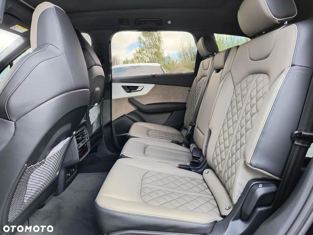 Audi Q7 - 9