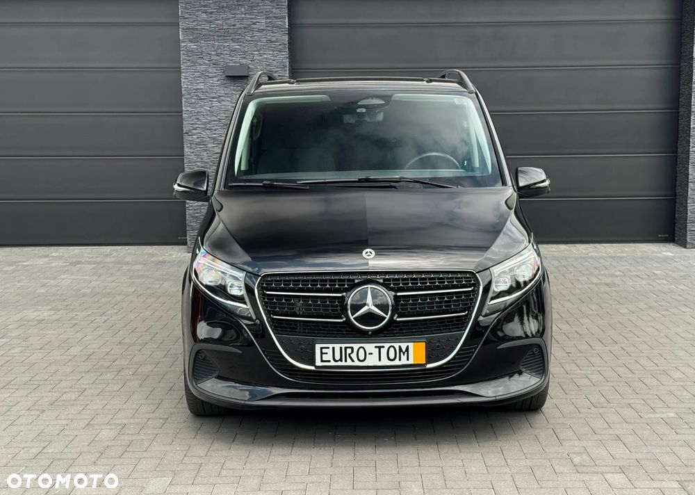 Mercedes-Benz Klasa V 300 d lang 9G-TRONIC Avantgarde - 11
