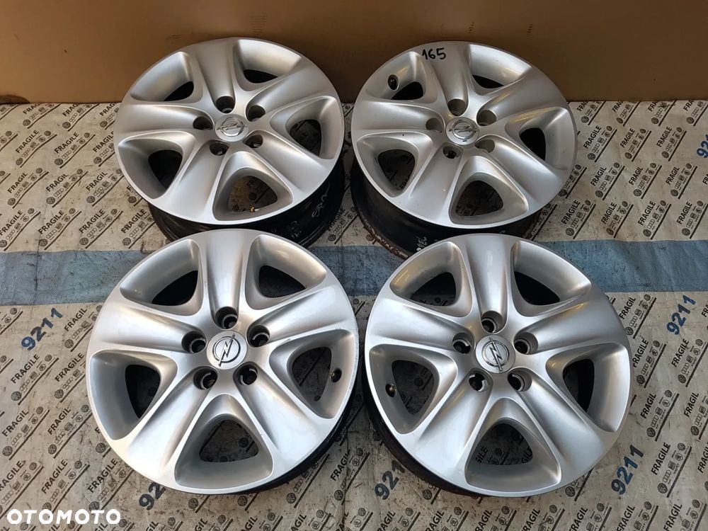 FELGI STALOWE+ KOŁPAKI  OPEL ASTRA H MERIVA B ZAFIRA B VECTRA C  5x110 6,5JX16 ET39 - 1