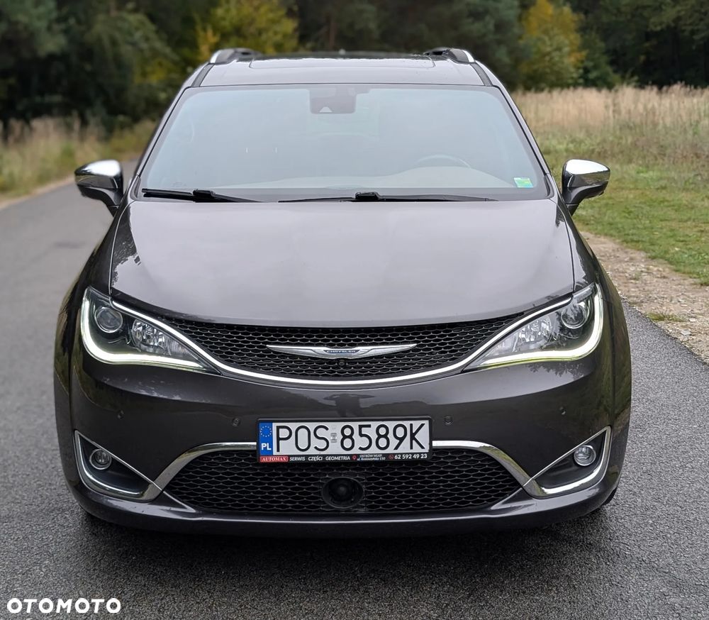 Chrysler Pacifica - 6