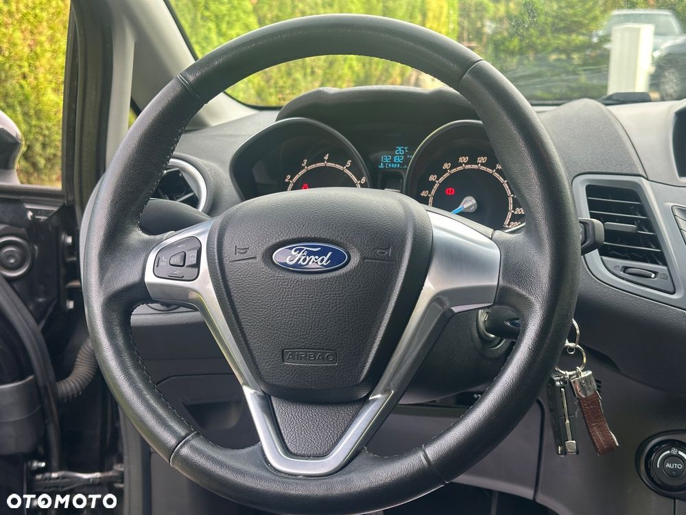 Ford Fiesta 1.25 Platinium X - 15