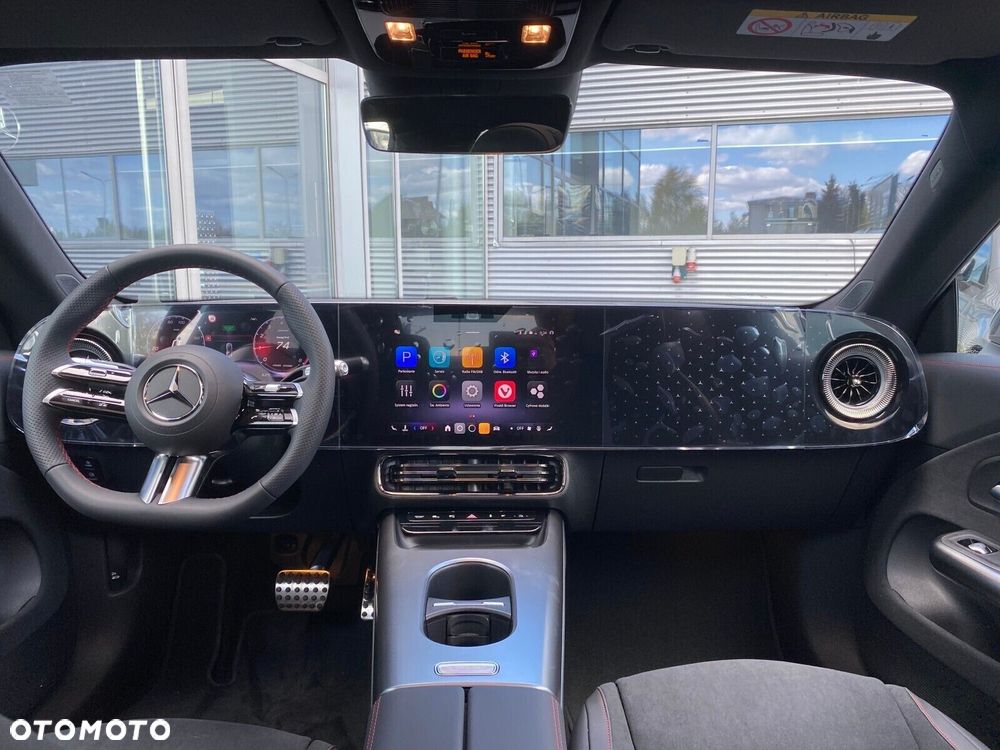 Mercedes-Benz CLA - 17