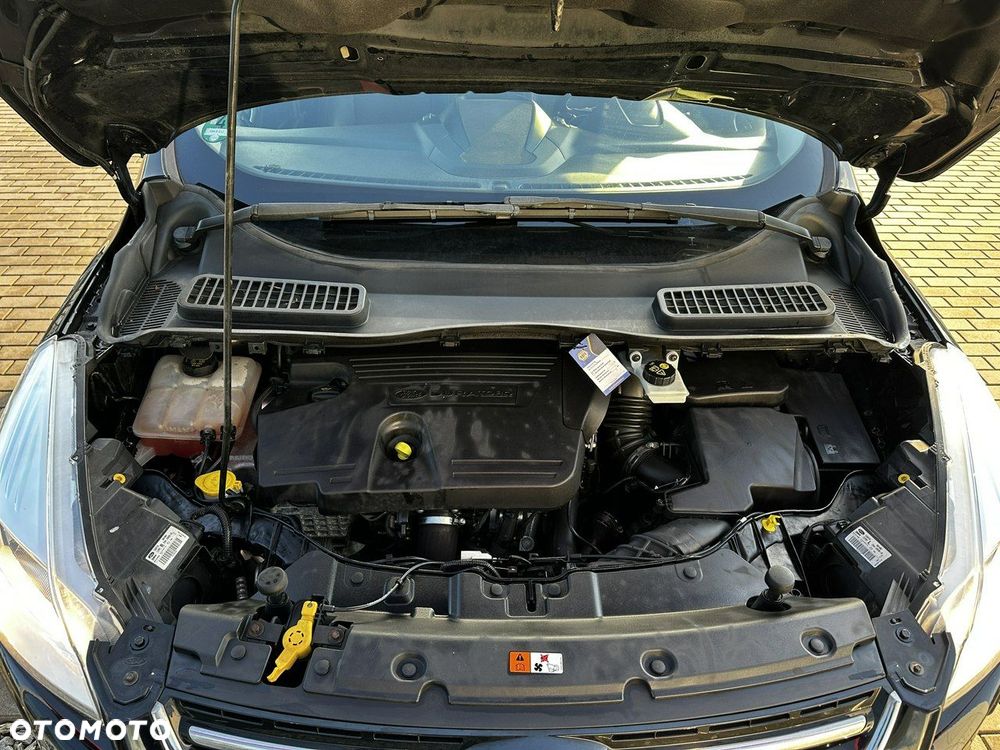 Ford Kuga 2.0 TDCi AWD Titanium - 36