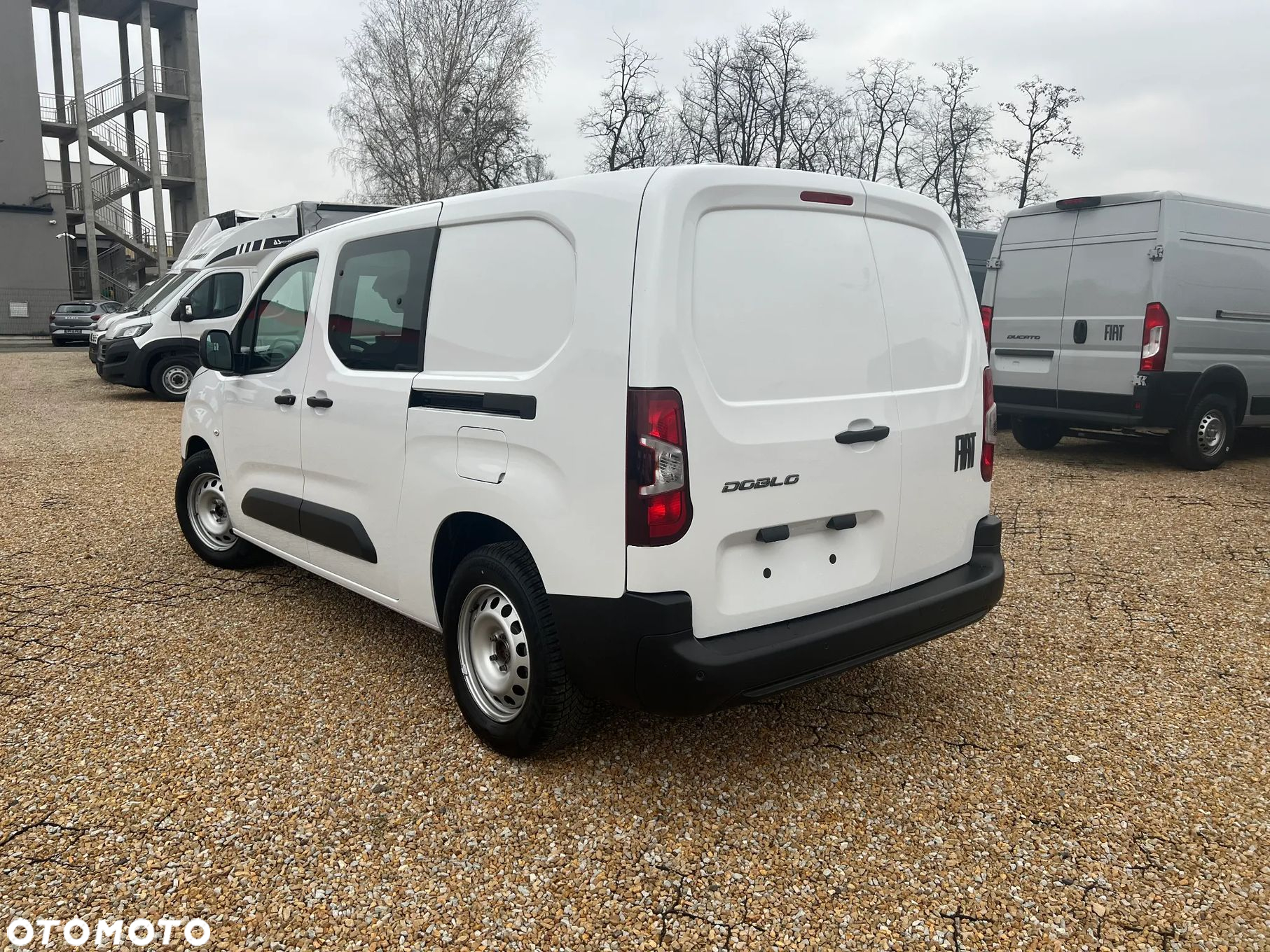 Fiat Doblo Maxi 5 miejsc - 6