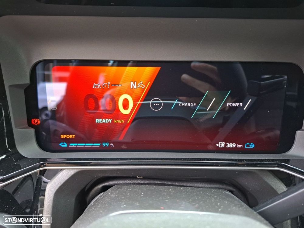 Renault 4 E-Tech 52 kWh Iconic Autonomia Conforto - 17