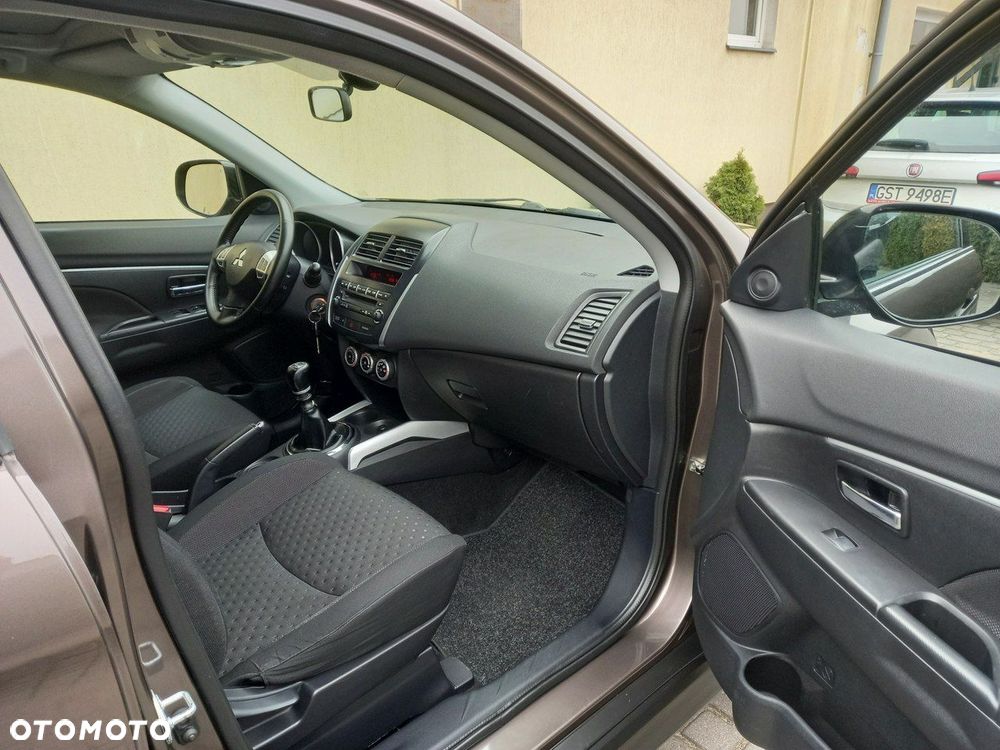 Mitsubishi ASX 1.8 DID Instyle NAVI AS&G - 23