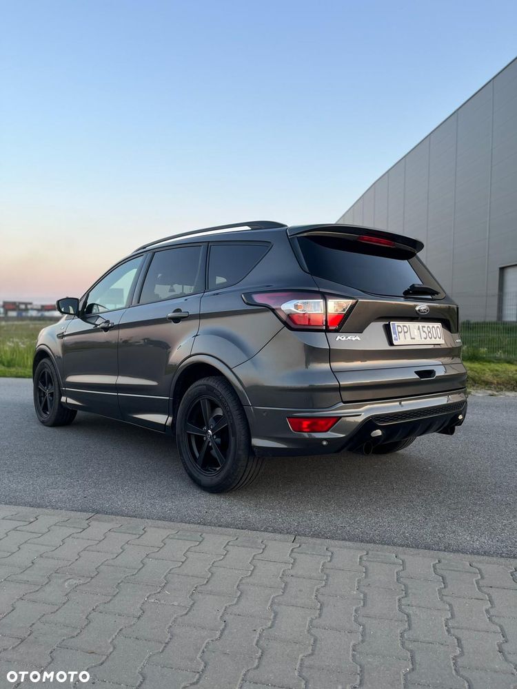 Ford Kuga 1.5 EcoBoost 2x4 ST-Line - 5